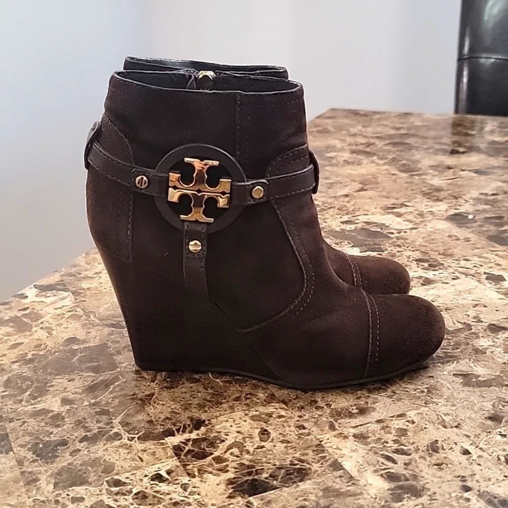 Tory Burch Women's Aaden Brown Suede Wedge Ankle Booties Size 7 M
